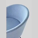 Krzesła i Fotele do poczekalni, biura i sali konferencyjnej Kleiber Next. błękitna tapicerka